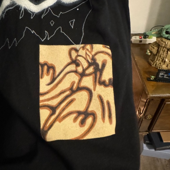 Dom Rebel Spray Paint Tee - Picture 4 of 5